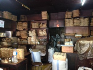 インドネシア・ジャカルタのとあるコーヒー焙煎工房。