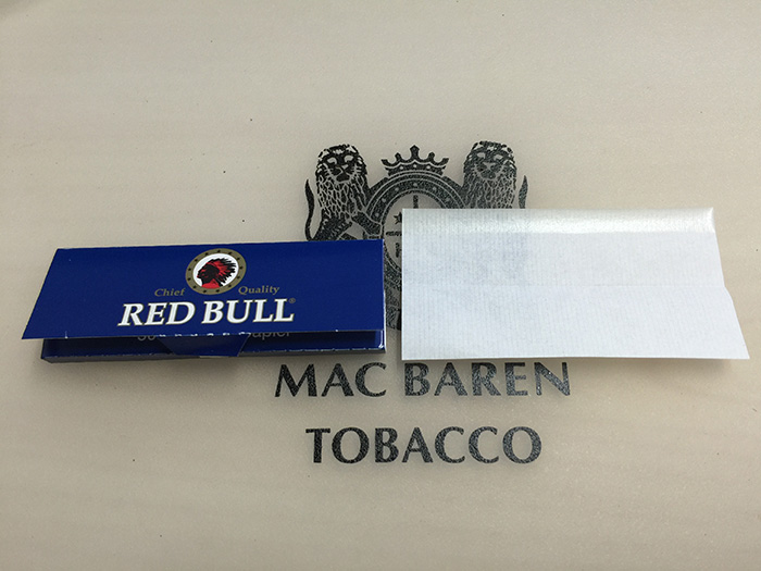 タバコ輸入業者がオススメする手巻きタバコ（シャグ）レビュー『 レッドブル・ブラックカラント（RED BULL）』